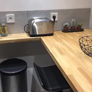 Chaleureux Au Coeur Du Panier Appartamento